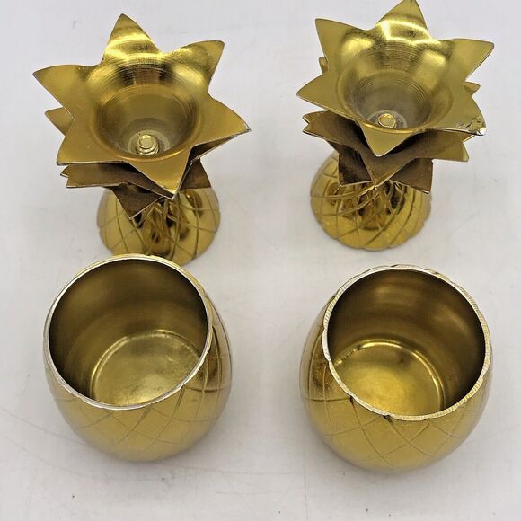 Set Of 2 The Pineapple Co. Brass Gold Pineapple Shot Glasses 2oz MCM 4 Inches - Picture 3 of 5